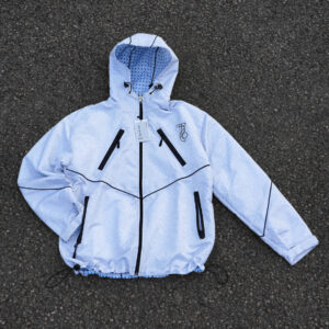 The Ultimate Raincoat – Image 2